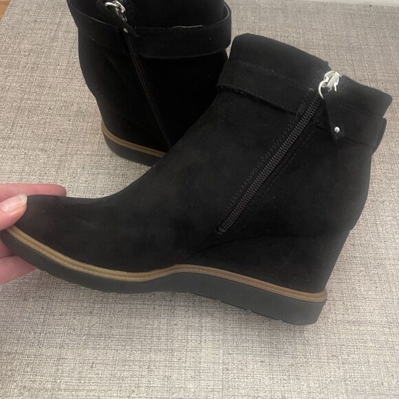 DR. SCHOLL’S Jacinda Ankle Booties Size 9 Black NEW Casual Comfort Fall Wedge - Picture 2 of 8